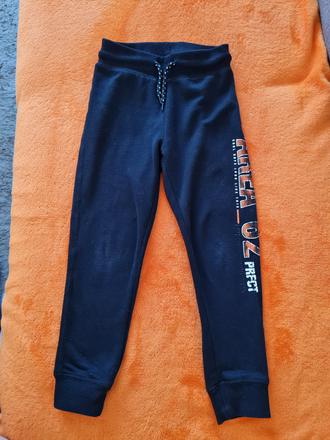 Tepláky, dopodopo,104