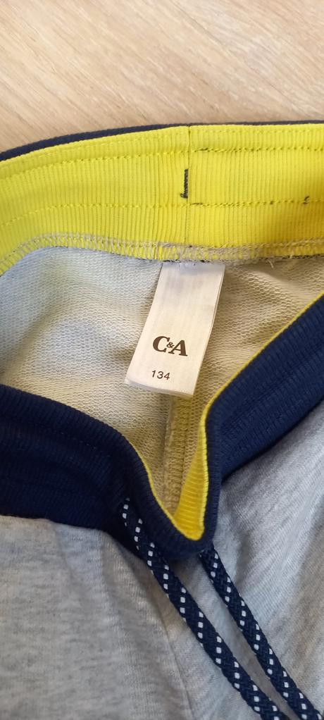Sortky 2 ks, c&a,134