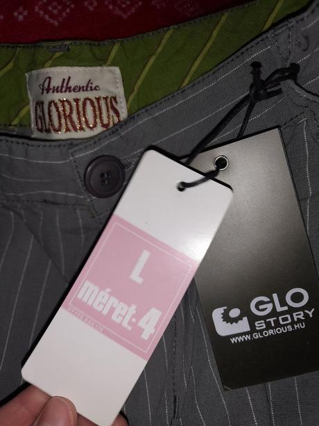 Nové nohavice, authentic,l