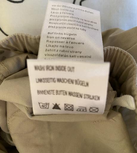 Bavlnené nohavice s výšivkami a vreckami v. 50/56, 50