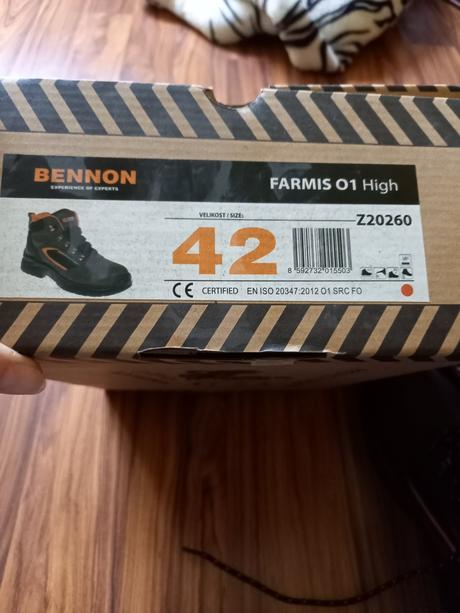 Pracovne topanky, 42