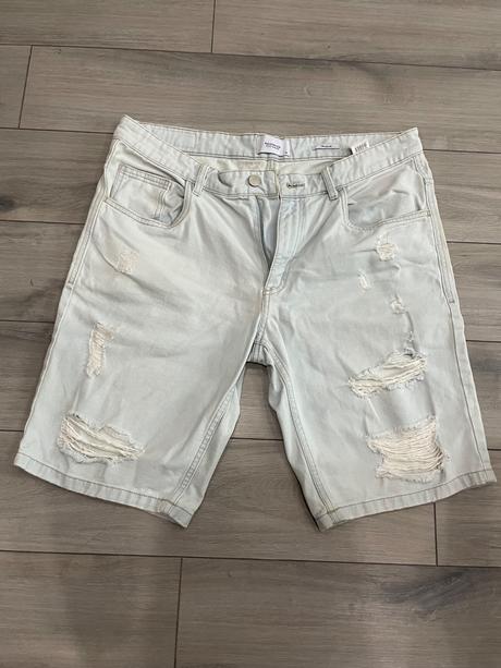 Pánske deravé šortky regular, reserved,36