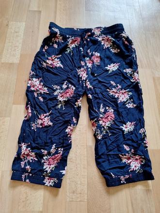 Nenosene kvetinove nohavice 3/4, m
