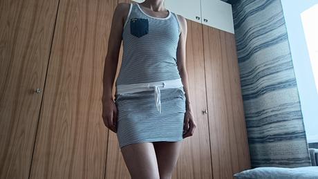 Dámske pásikavé šaty, veľ. s, s