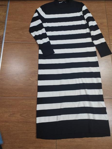 Svetríkove šaty, zara,m