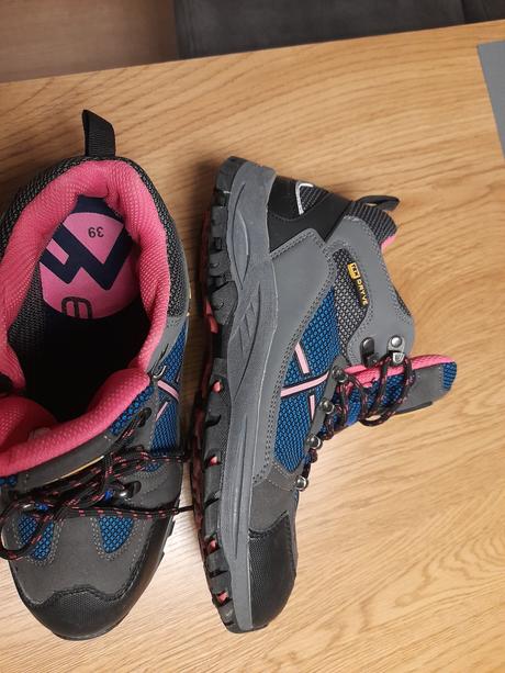 Topánky turisticke, 39