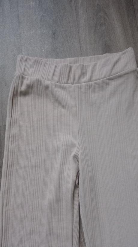 Dámske upletove nohavice bershka, bershka,l