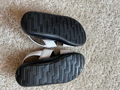 Detske kozene sandalky, 23