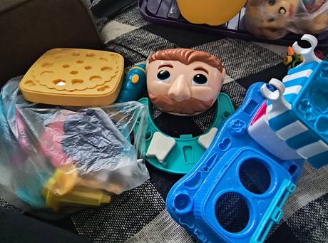 Hracky na plastelinu, 