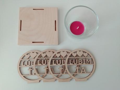 Originálny drevený svietnik, 