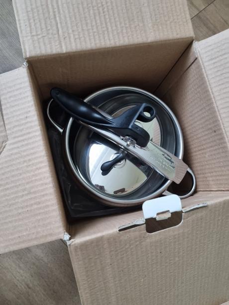 Nerezový tlakový hrniec 3,5 l,