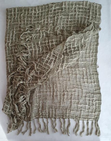 Pleteny olivovy prehoz 150x120cm,