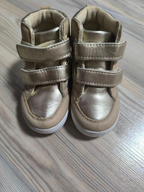 Zlaté tenisky, fox & bunny,20