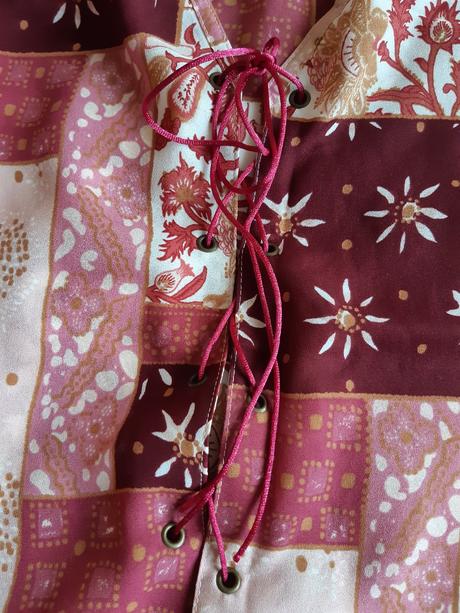 Súprava blúzka a sukňa, 158