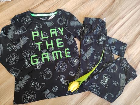 Dvojdielne pyžamo play station reserved, reserved,98 / 104 / 110 / 116