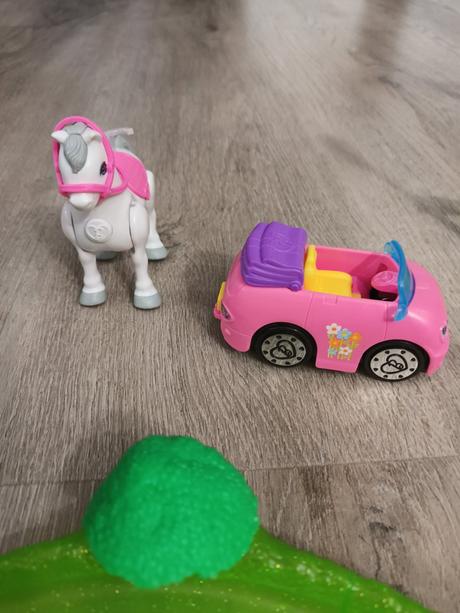 Barbie dráha pre koníka a autíčko, 