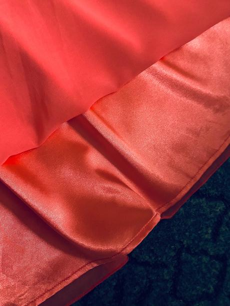 Nádherné šaty rare london aj na stužkovú, s