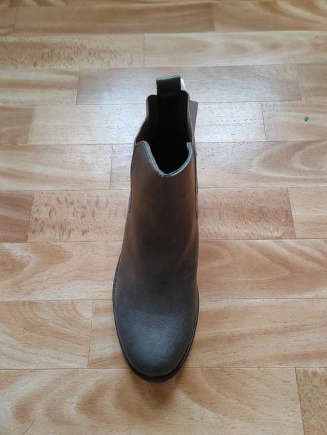 Dámske členkové čižmy, 40