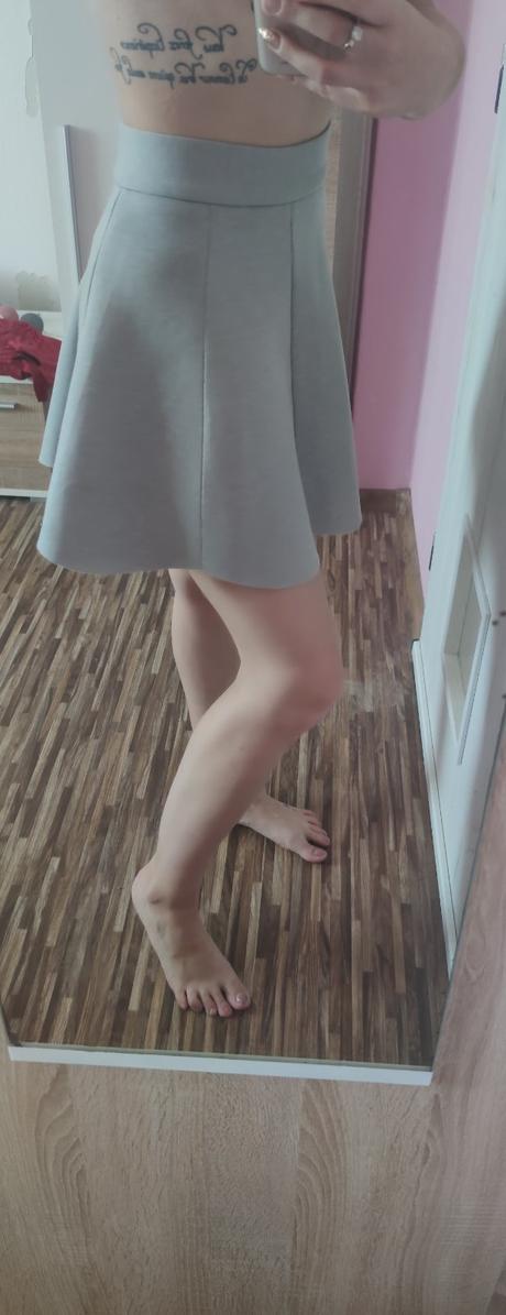 Dámska áčková sukňa, s