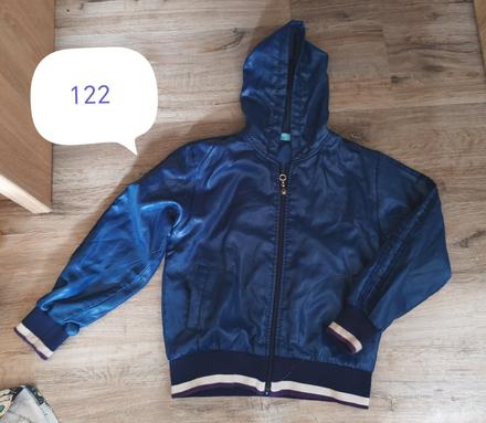 Tenký kabátik, 122