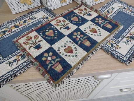 Podložky-obrúsky na stol, 