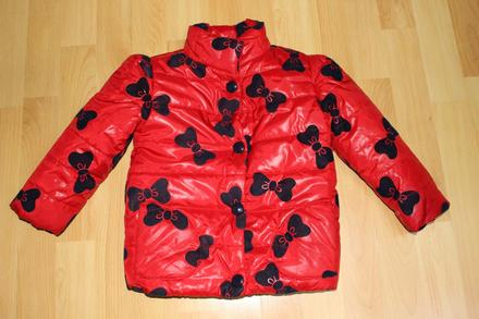 Bundička s mašličkami, 98