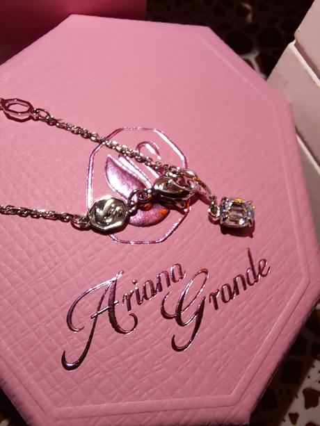 Srdce s náhrdelníkom, swarovski