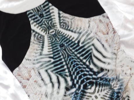 Kvalitne pekne šaty, 34