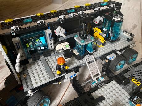 Lego ultra agent tirák, 