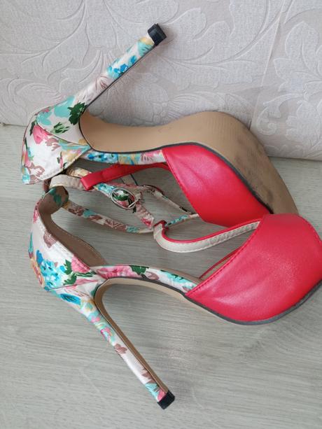 Dámske sandále, 38