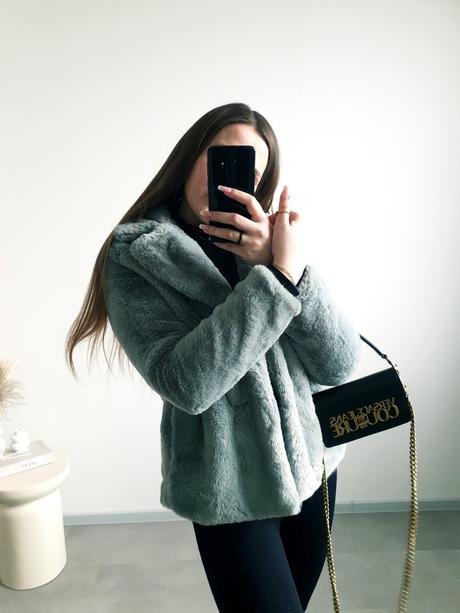 Kožúšok s, reserved,s