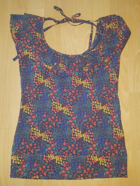 Kvetovane tricko, atmosphere,36