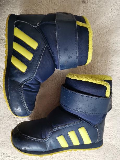 Detske cizmicky velkost 22, adidas,22