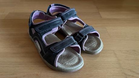 Športové sandálky, 35