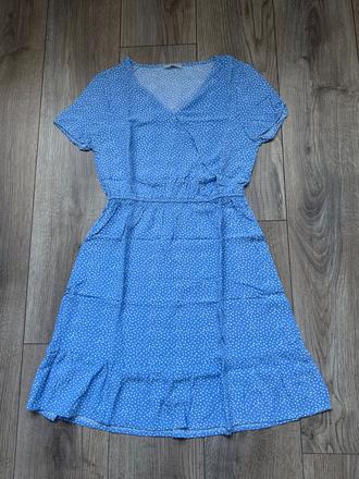 Modré šaty, 38