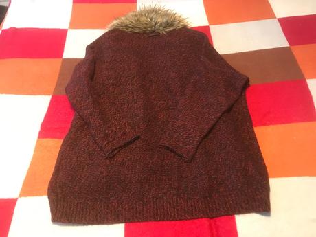 Sveter s kozusinou umelou, zn. guess, guess,xs