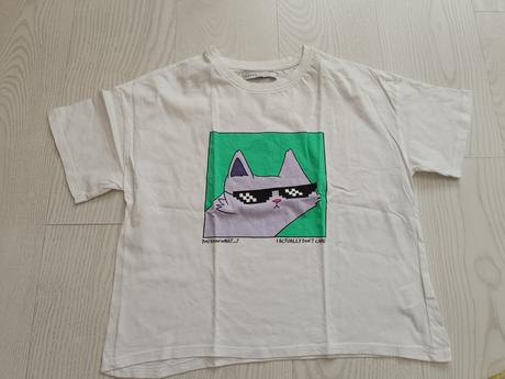 Biele tričko s mačkou s okuliarmi, house,s