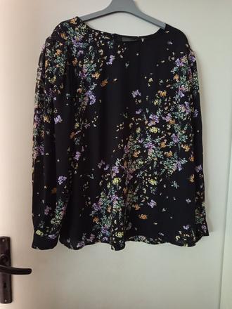 Čierna blúzka s kvietkami, bonprix,5xl