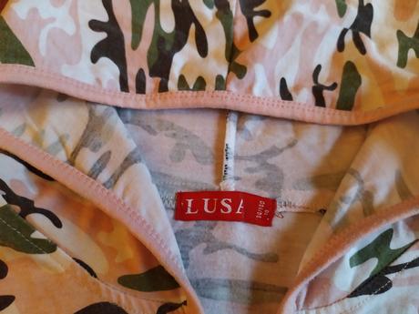 Tričko 134-140 s kapucňou, lusa,134