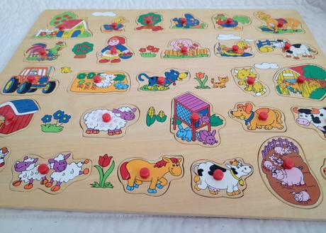 Veľké drevené vkladacie puzzle farma (25 dielikov),
