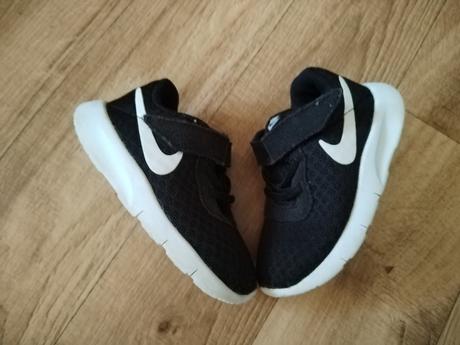 Tenisky, nike,21