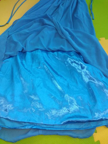 Spoločenské šaty s, s