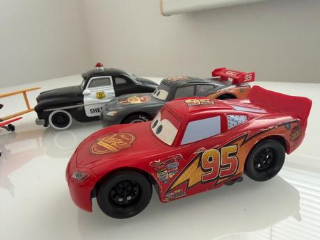 Autá cars, 