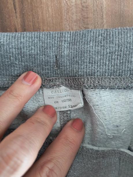 Dvoje tepláky pre fesaka, 152