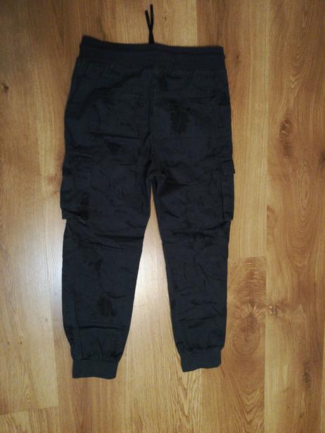 Nohavice s6622, chapter young,146