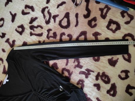 Elegantny elasticky top ck s vystrihom, dlhy rukav, calvin klein,s