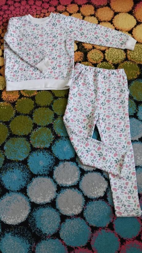 Suprava pre dievcatko, reserved,116