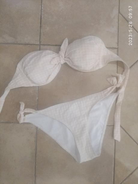 Krasne plavky piazza italia, piazza italia,m