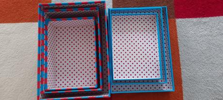 Krabicky darcekove 22-9,5-15 cm,