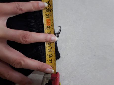 Vyšivaná sukňa, m